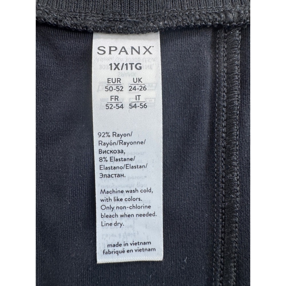 Spanx Womens Black Sleeveless Crew Neck Tank Top Relaxed Fit Plus Size 1X/1TG - Picture 2 of 5
